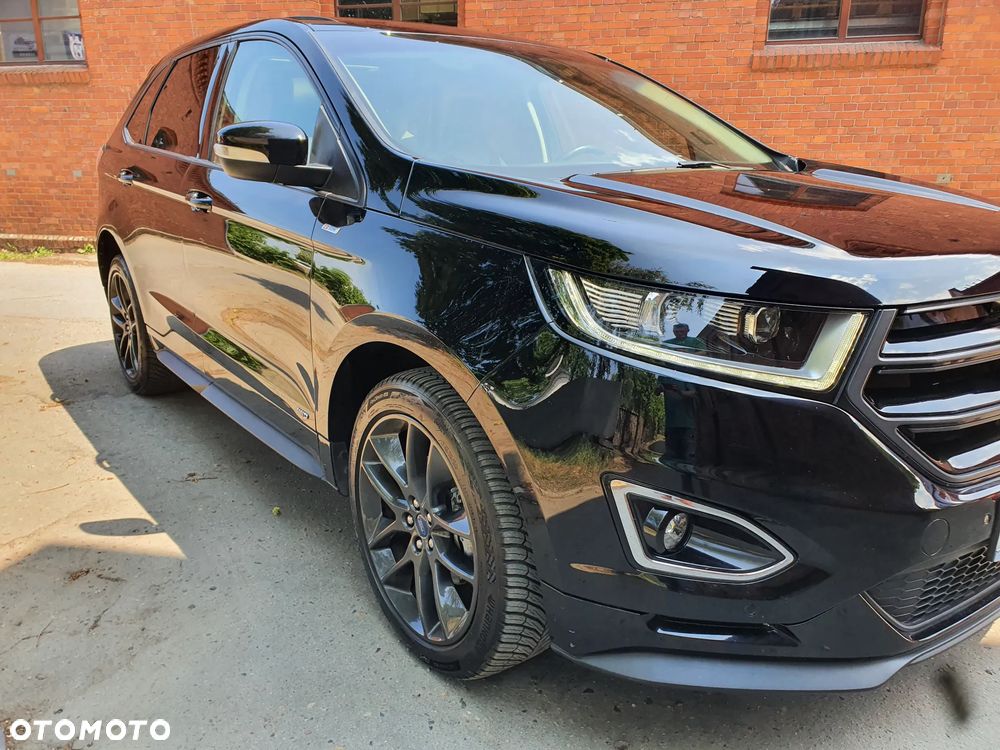 Ford Edge 2.0 TDCi Bi-Turbo 4x4 ST-LINE - 2