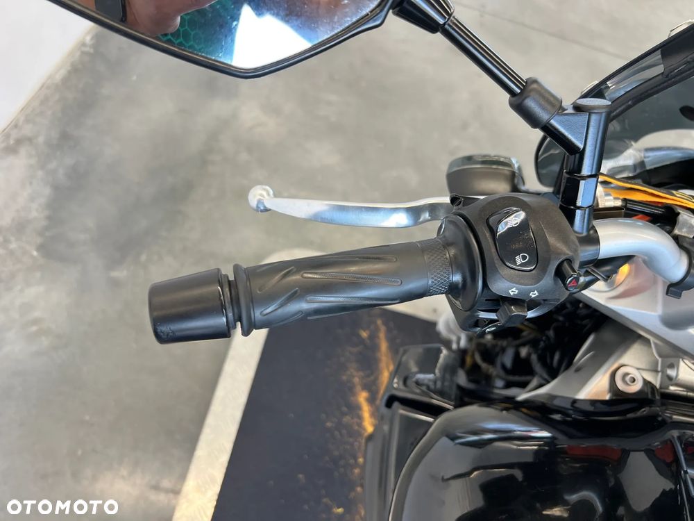 Yamaha FZ6 - 30