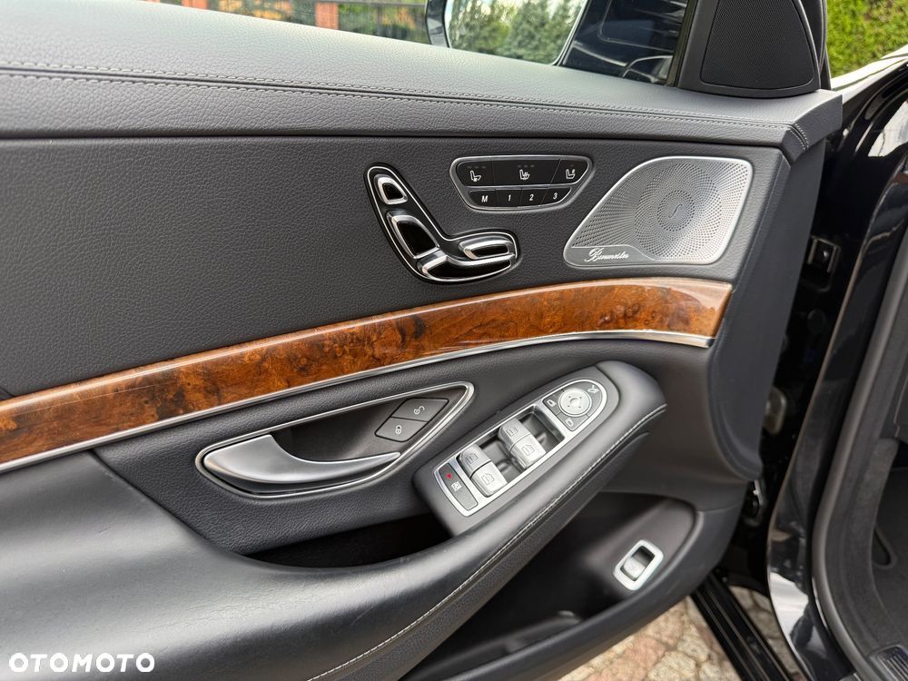 Mercedes-Benz Klasa S 500 4-Matic L 7G-TRONIC - 29
