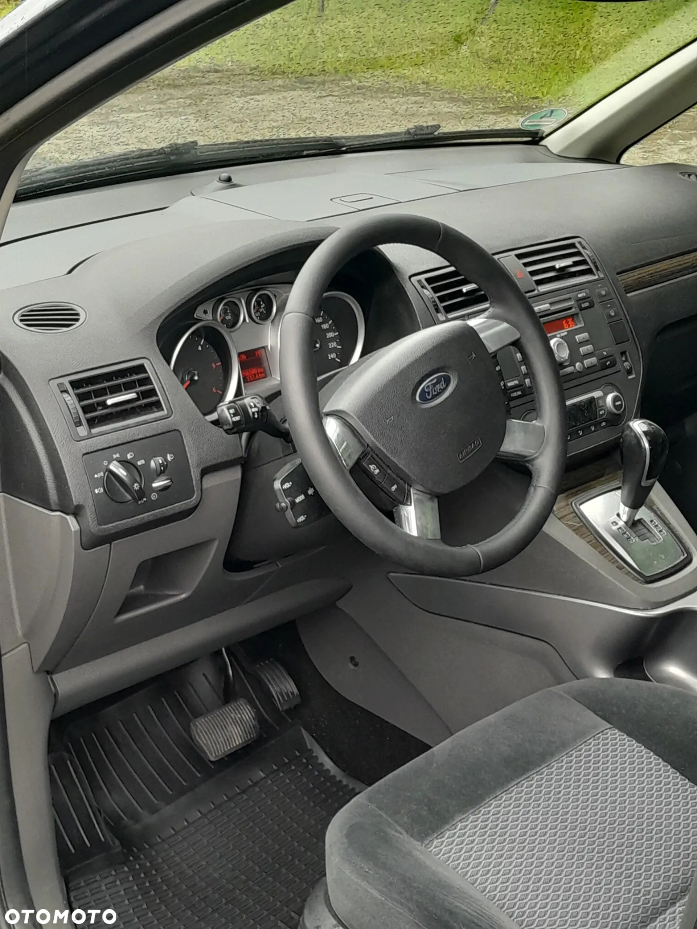 Ford C-MAX 2.0 TDCi DPF Ghia - 12