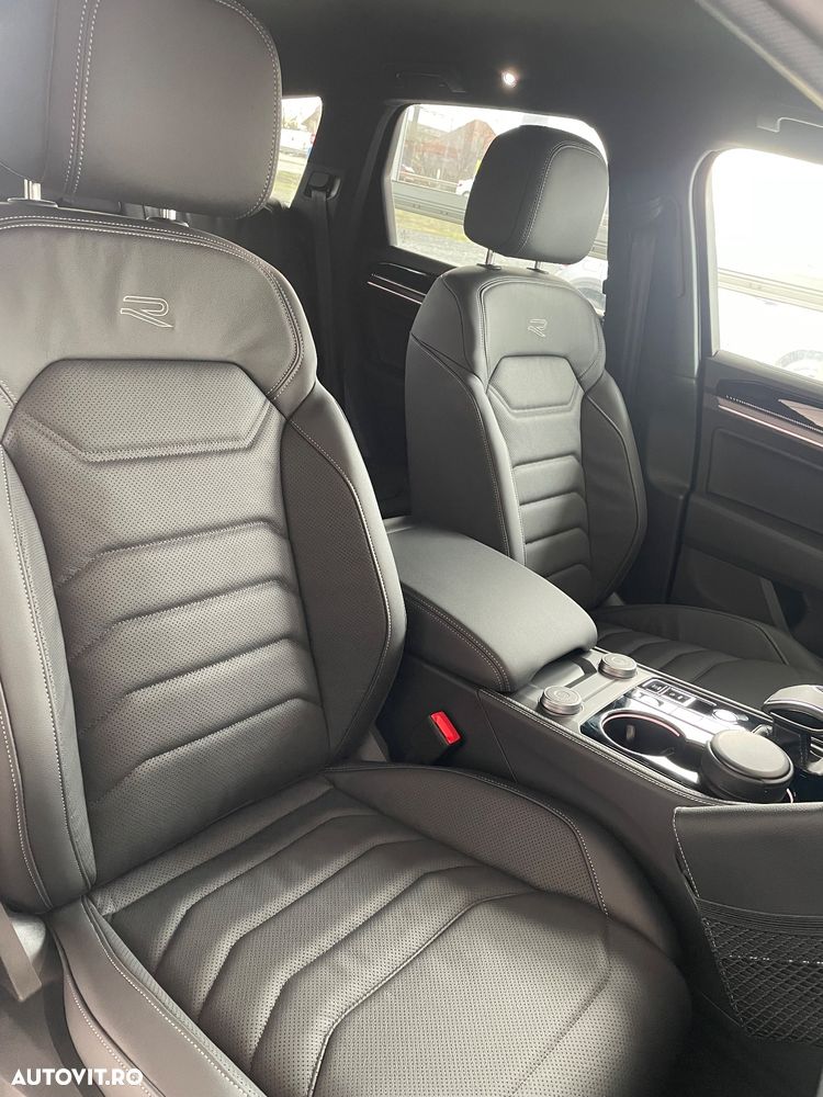 Volkswagen Touareg V6 TDI 4MOTION R-Line - 5