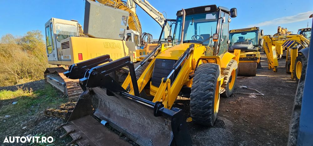 JCB 4CX Buldoexcavator - 9