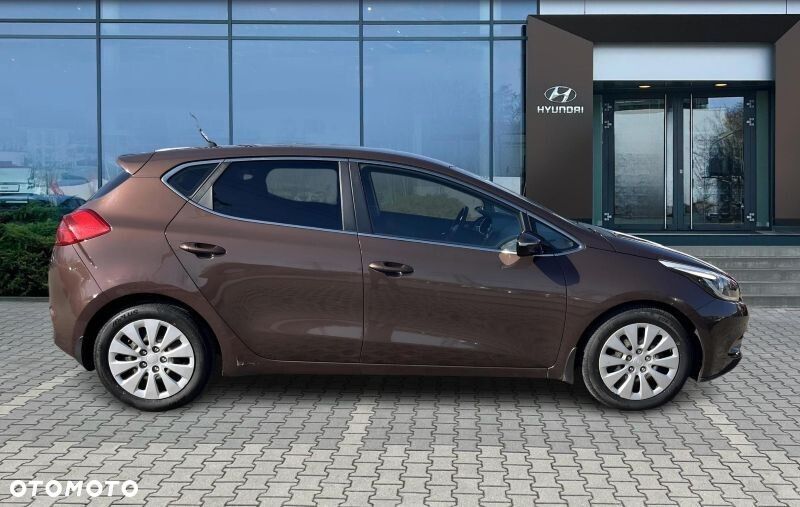 Kia Ceed 1.6 GDI L DCT - 13