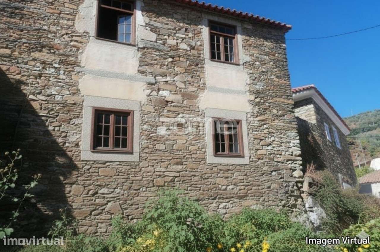 Moradia T2, S. Cristovão do Douro, Sabrosa - Grande imagem: 2/26