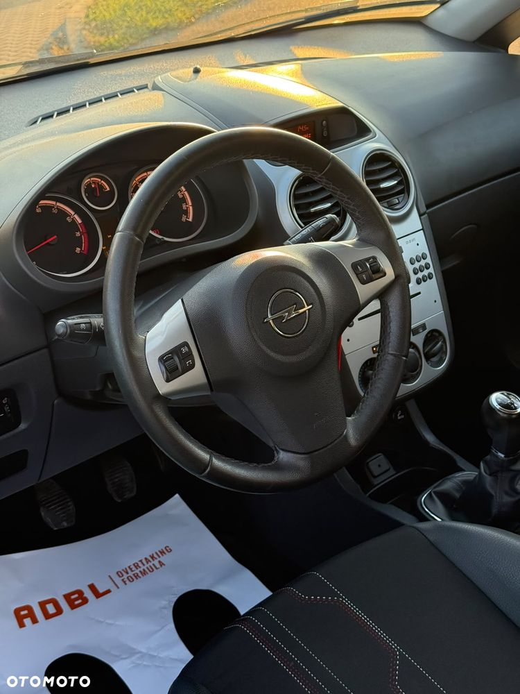 Opel Corsa 2012 photo 5