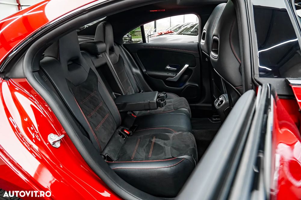 Mercedes-Benz CLA 180 7G-DCT AMG Line Advanced Plus - 8