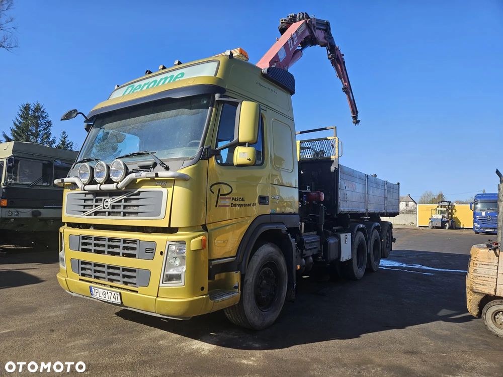 Volvo VOLVO FM 8x4 wywrot HMF 2220 + FLY JIB - 3