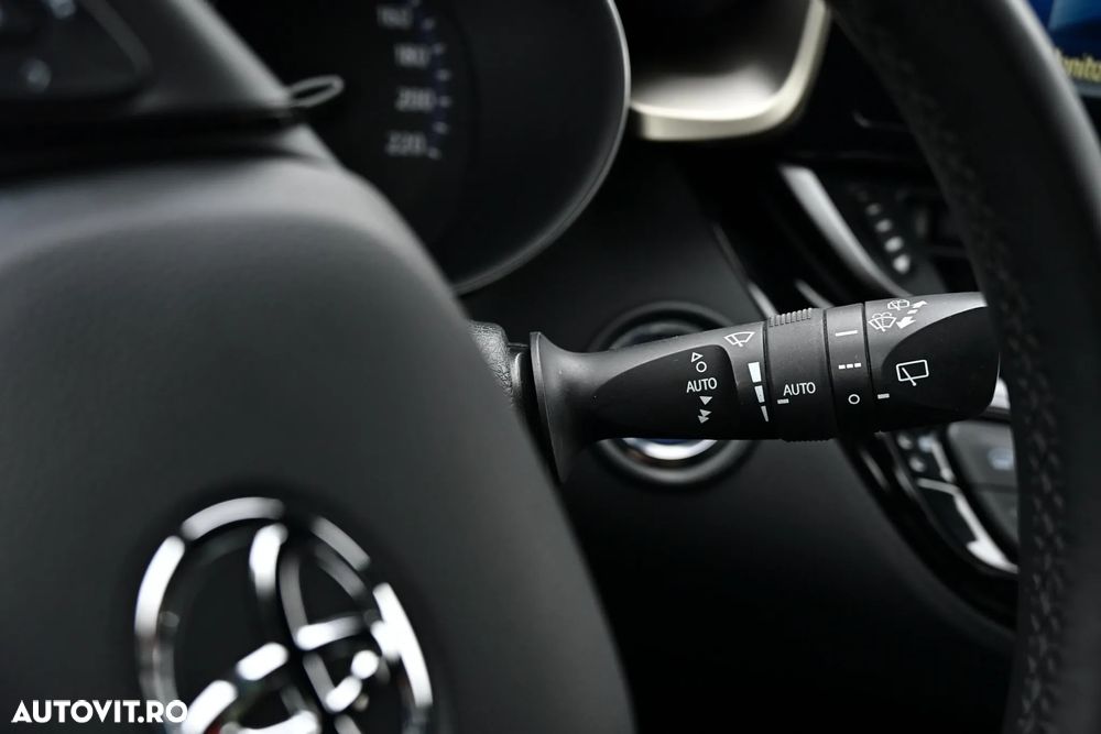 Toyota C-HR Hybrid Team Deutschland - 39