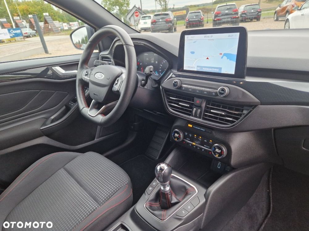 Ford Focus - 27