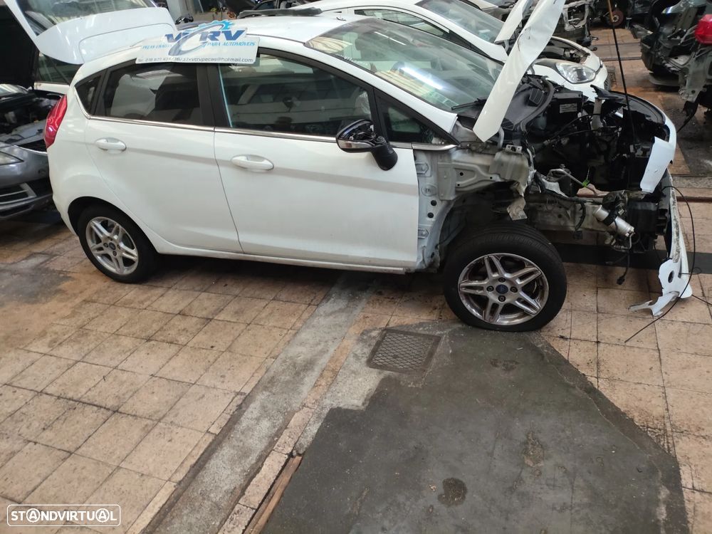 Ford Fiesta V - viatura para peças - 5