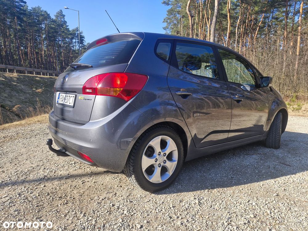 Kia Venga 1.6 CVVT Black Collection - 19