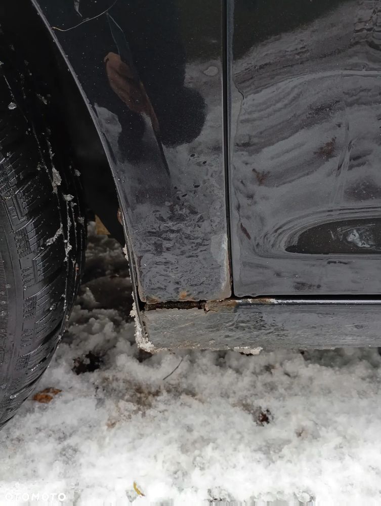 Volkswagen Touran 2.0 TDI Trendline - 19