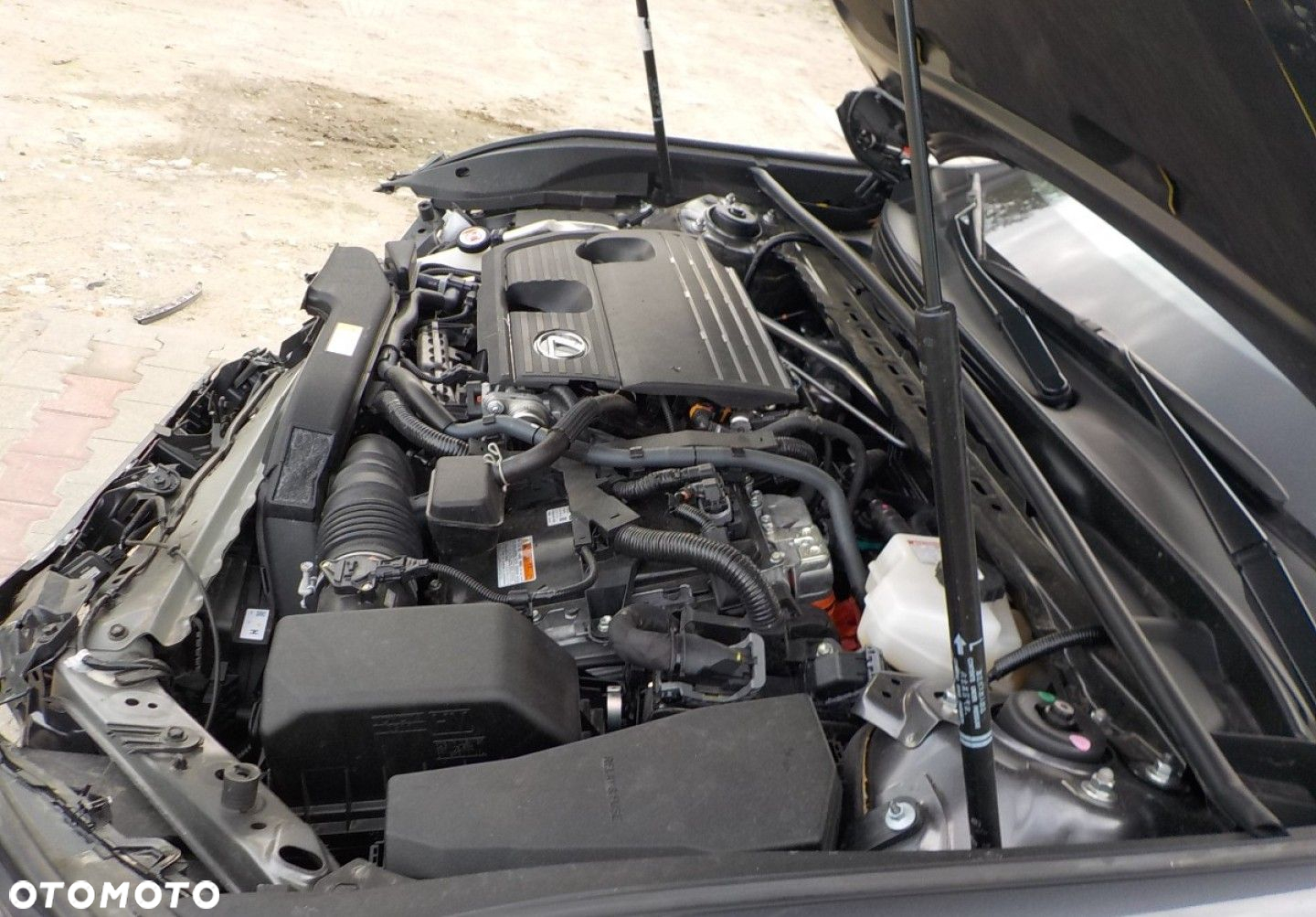 Lexus ES - 9