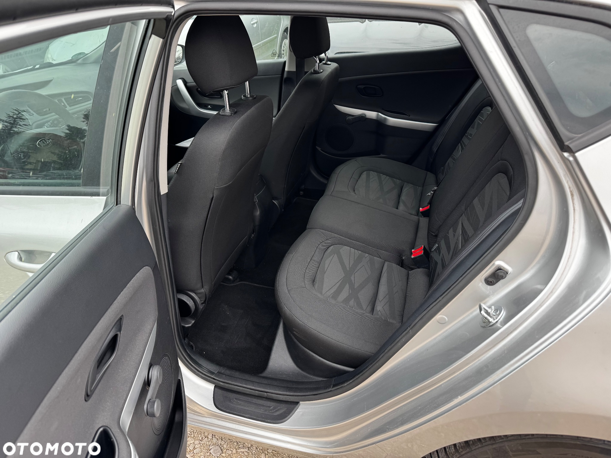 Kia Ceed 1.4 CVVT Attract - 23