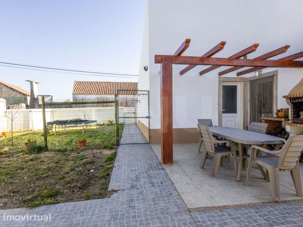 Moradia T3 com Jardim e Churrasqueira - Casal Pardo, Alfeizerão - Grande imagem: 3/51