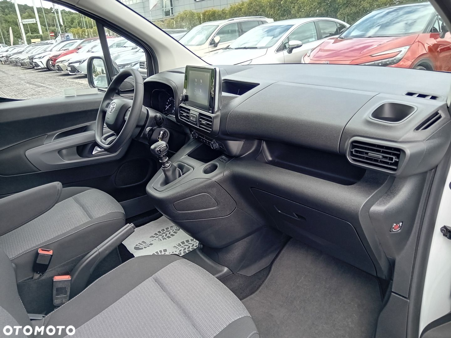 Toyota Proace City Verso Long 1.5 D-4D Business - 6