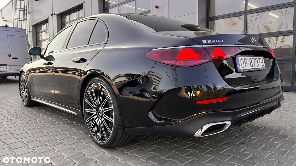 Mercedes-Benz Klasa E 220 d 4-Matic AMG - 5
