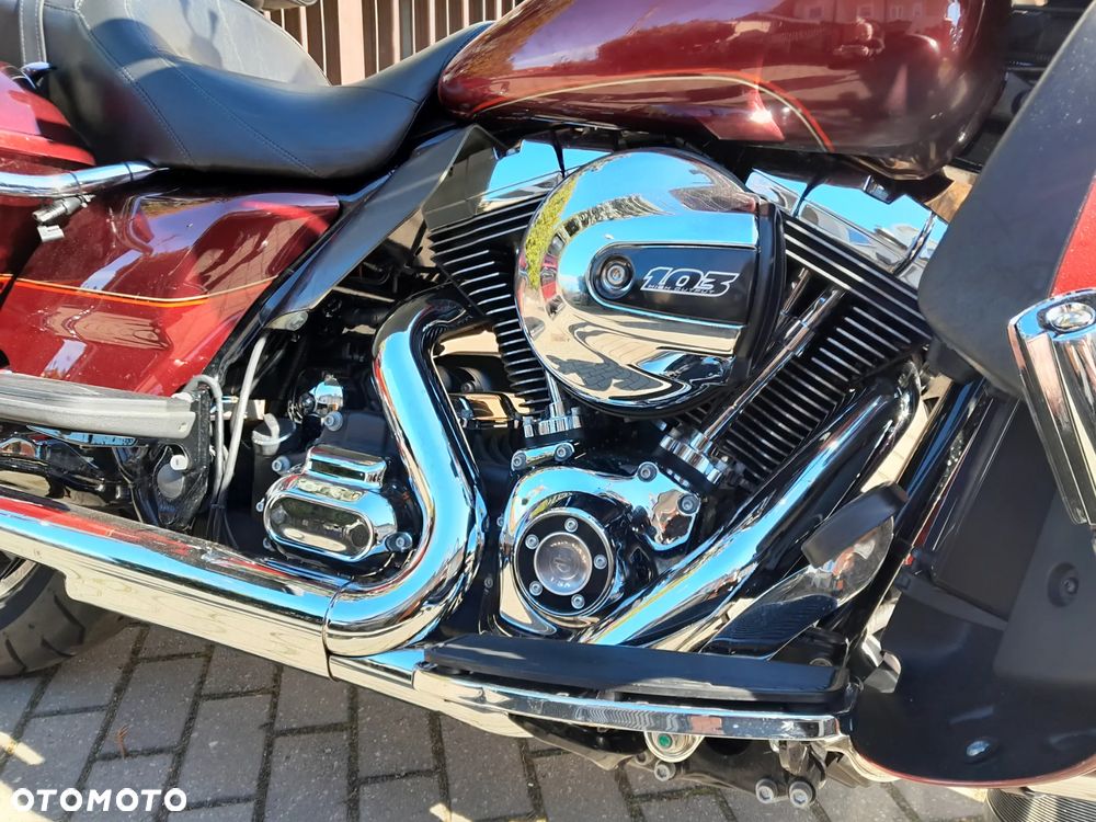 Harley-Davidson FLHTCU Ultra - 12