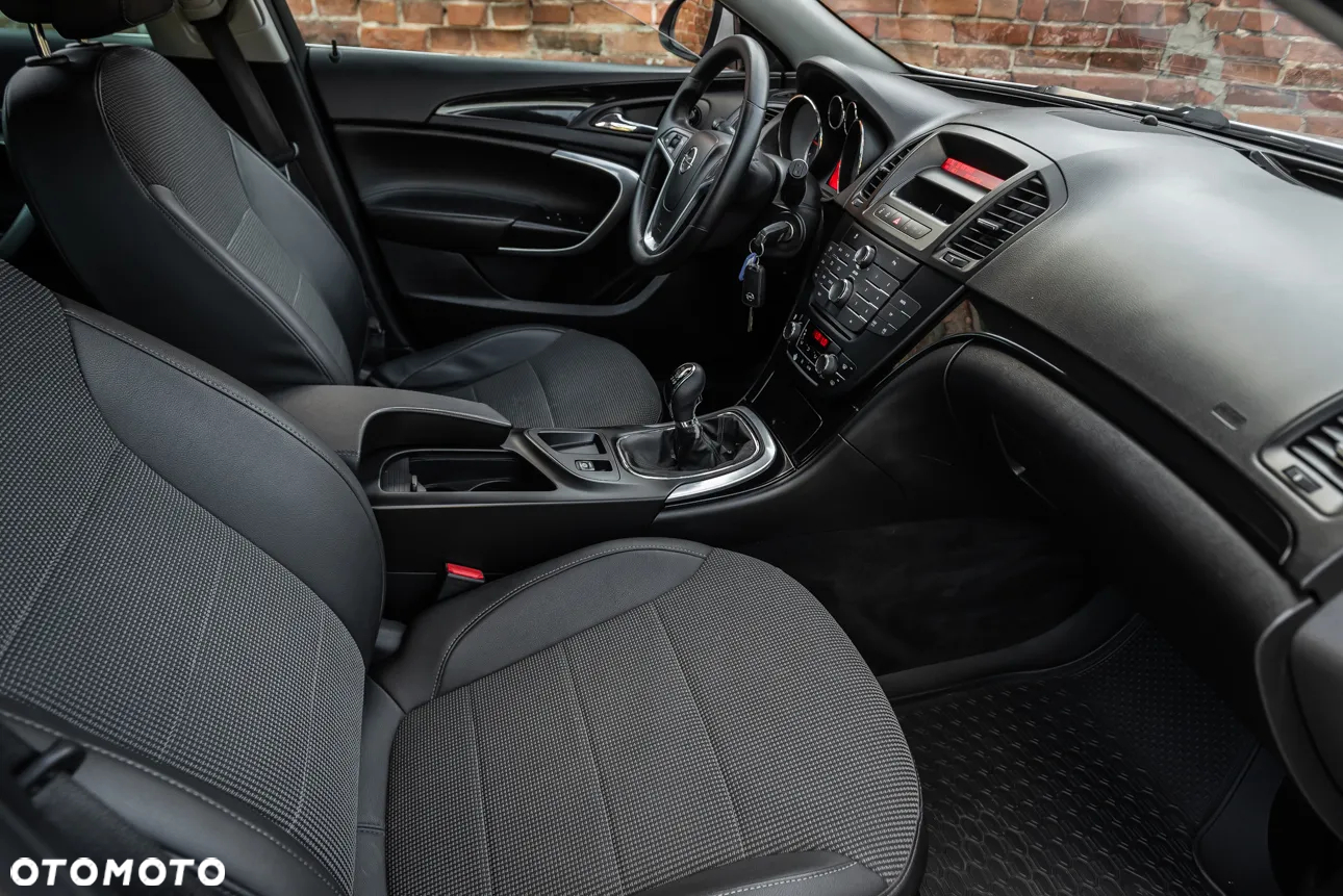 Opel Insignia 2.0 CDTI Design Edition - 29