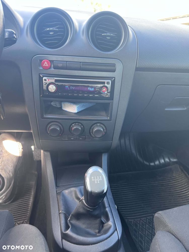 Seat Ibiza SC 1.4 16V Entry - 12