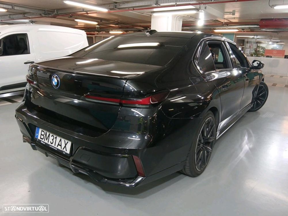 BMW i7 xDrive60 - 3
