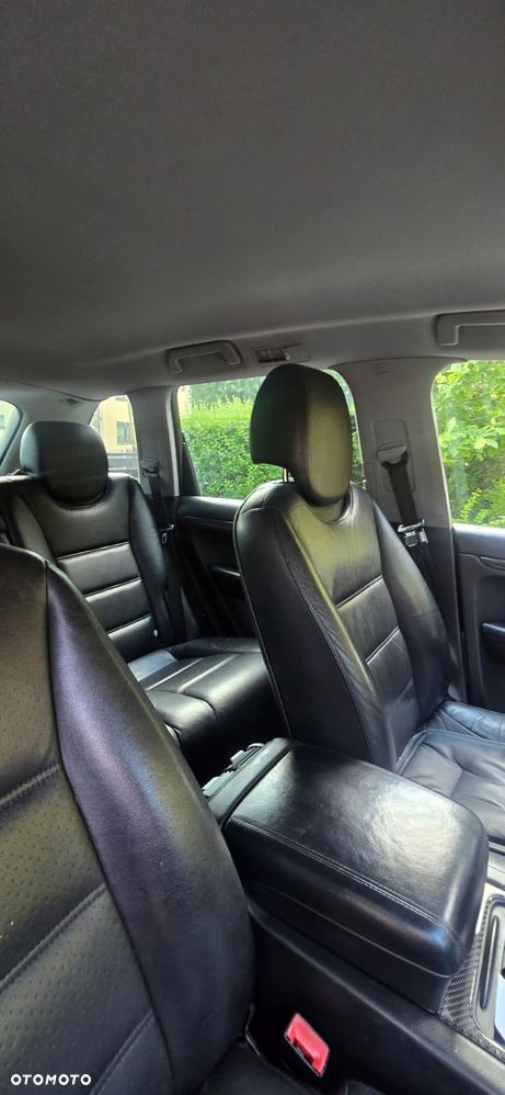 Porsche Cayenne - 4