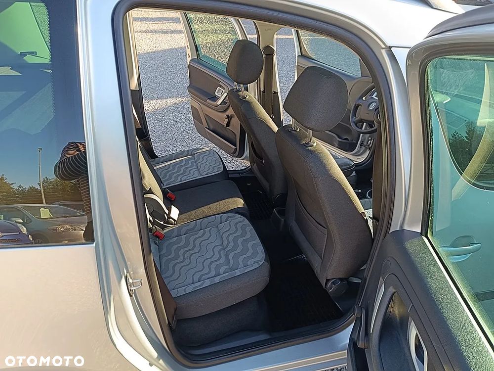 Skoda Roomster 1.4 MPI Elegance PLUS EDITION - 9