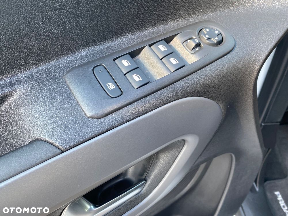 Toyota Proace City Verso 1.5 D-4D Business - 12