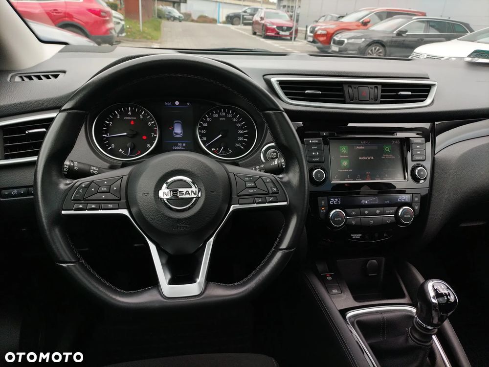 Nissan Qashqai 1.3 DIG-T N-CONNECTA - 11