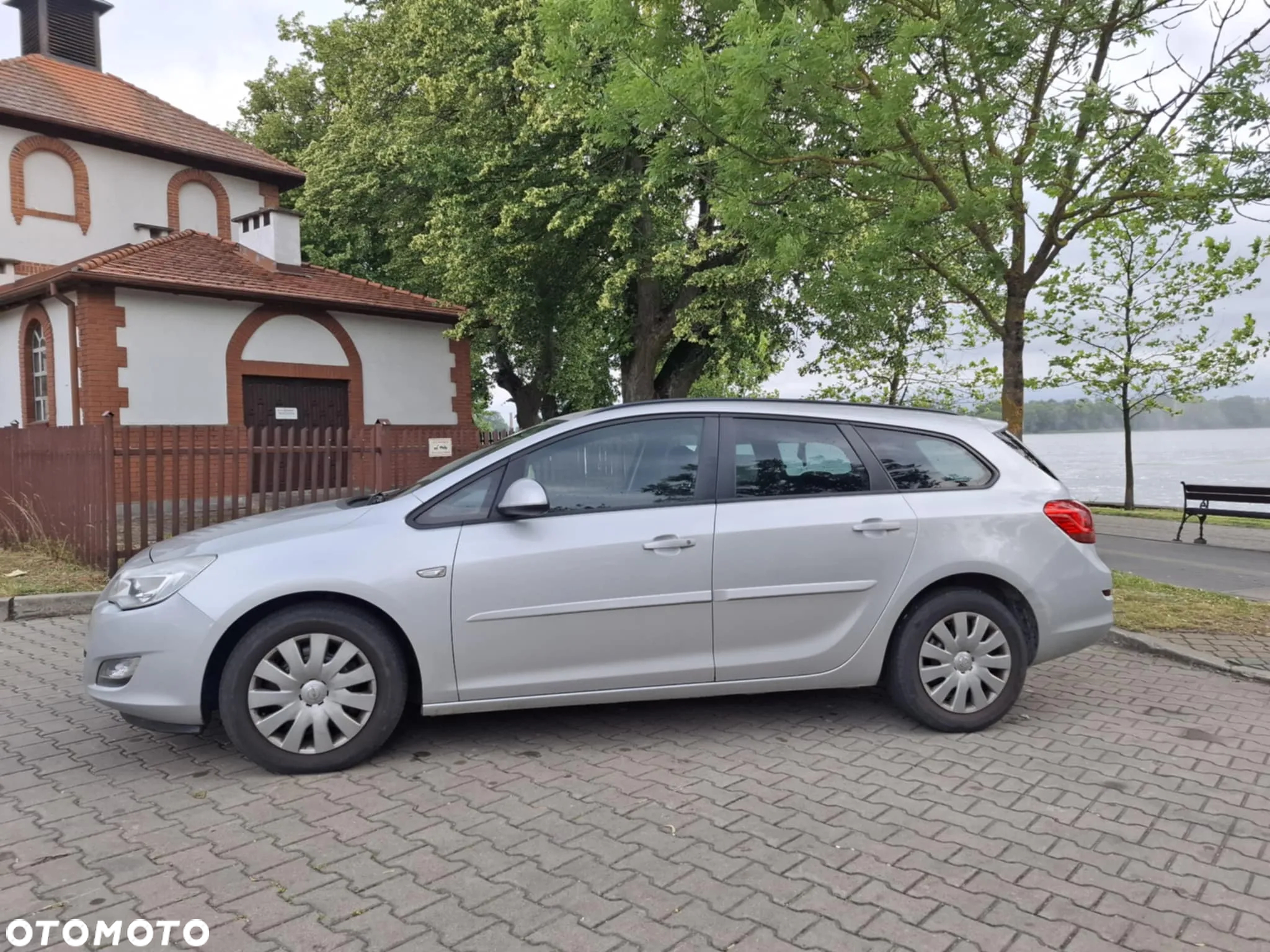 Opel Astra IV 1.3 CDTI Cosmo ecoFLEX - 14
