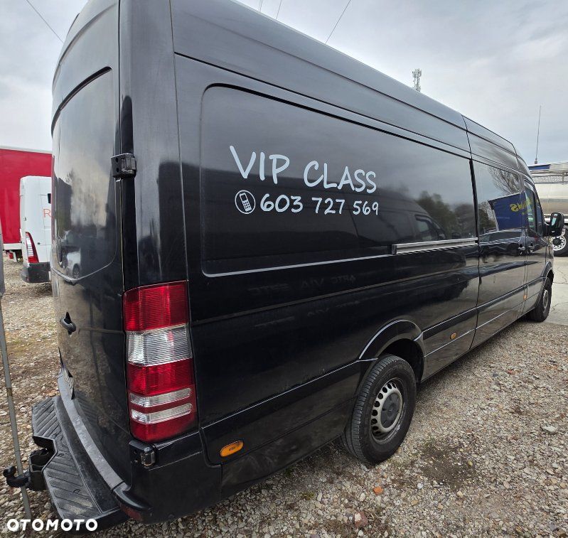 Mercedes-Benz Sprinter - 6