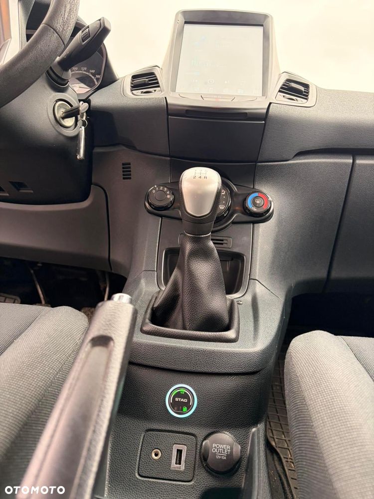 Ford Fiesta 1.25 Ambiente EU5 - 12