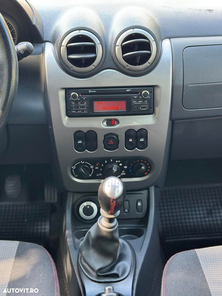Dacia Duster dCi 110 FAP 4x4 Prestige - 17