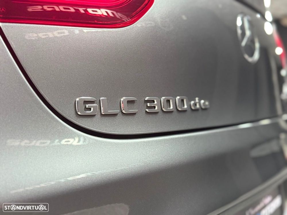 Mercedes-Benz GLC 300 de Coupe 4Matic 9G-TRONIC Edition AMG Line - 9