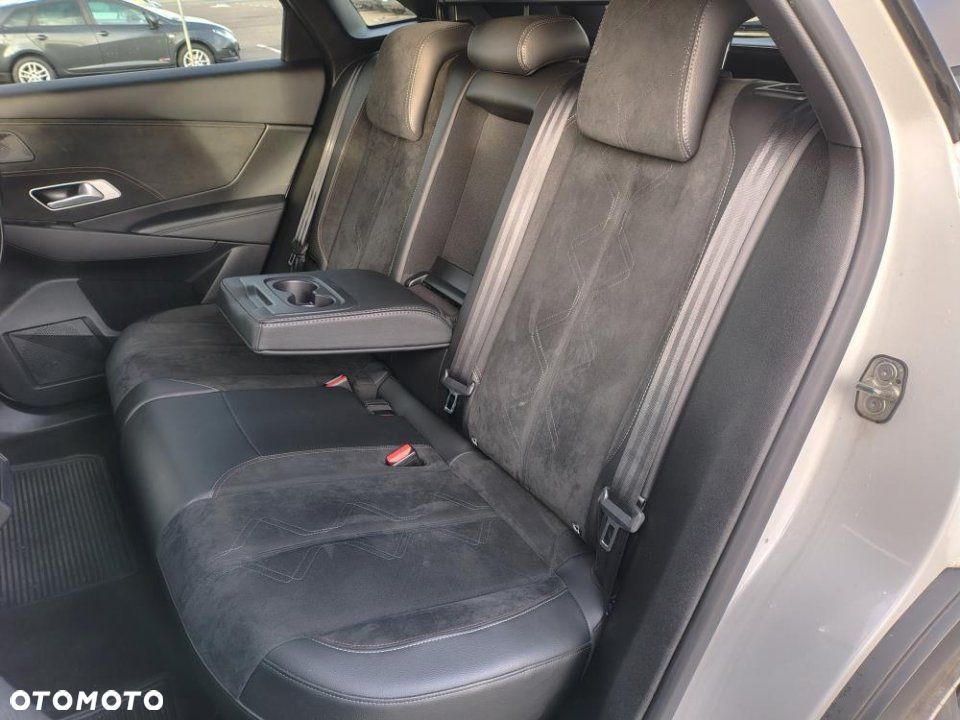 DS Automobiles DS 7 Crossback - 15