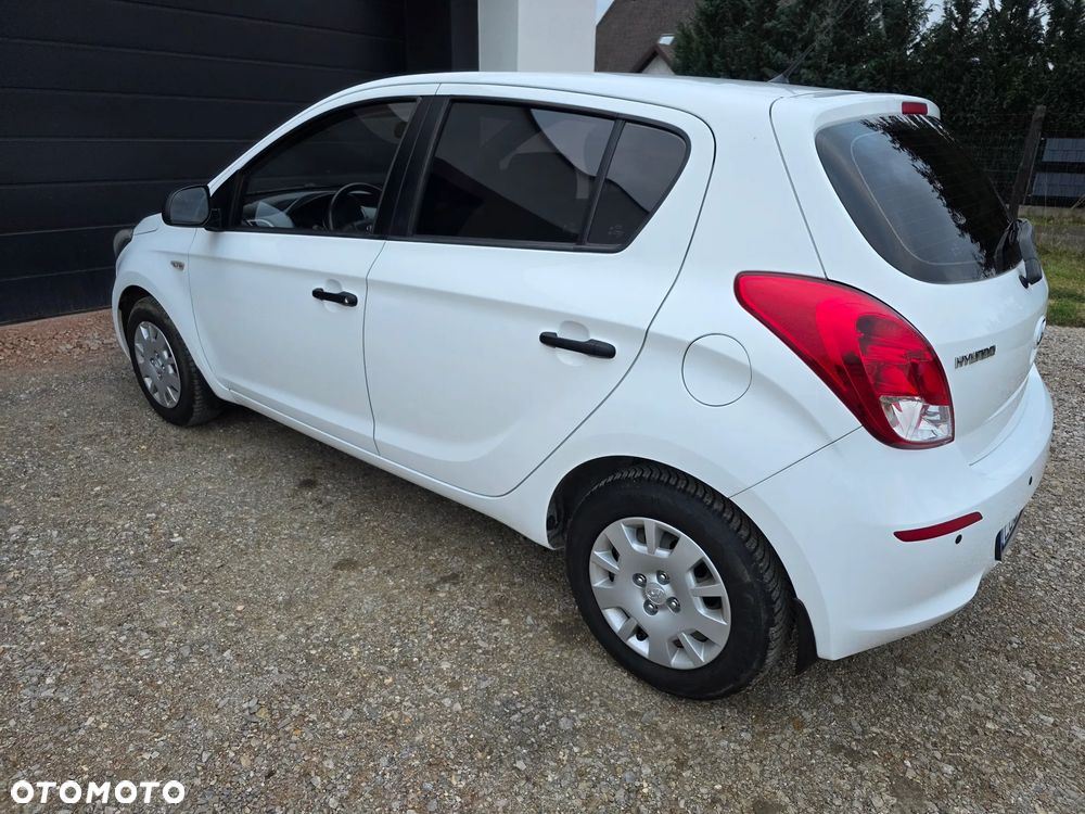Hyundai i20 1.25 Classic + - 12