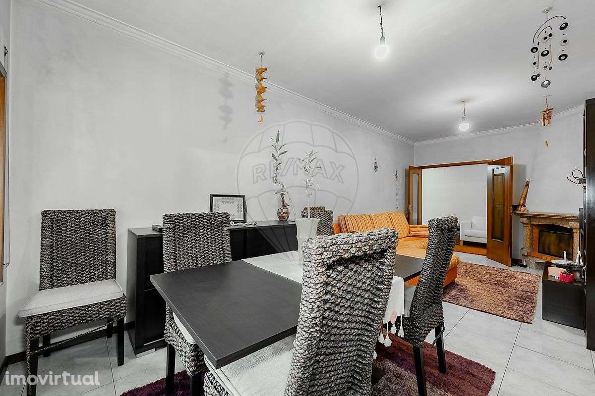 Apartamento T2 com suíte e garagem fechada em São Vítor, Braga - Grande imagem: 2/24