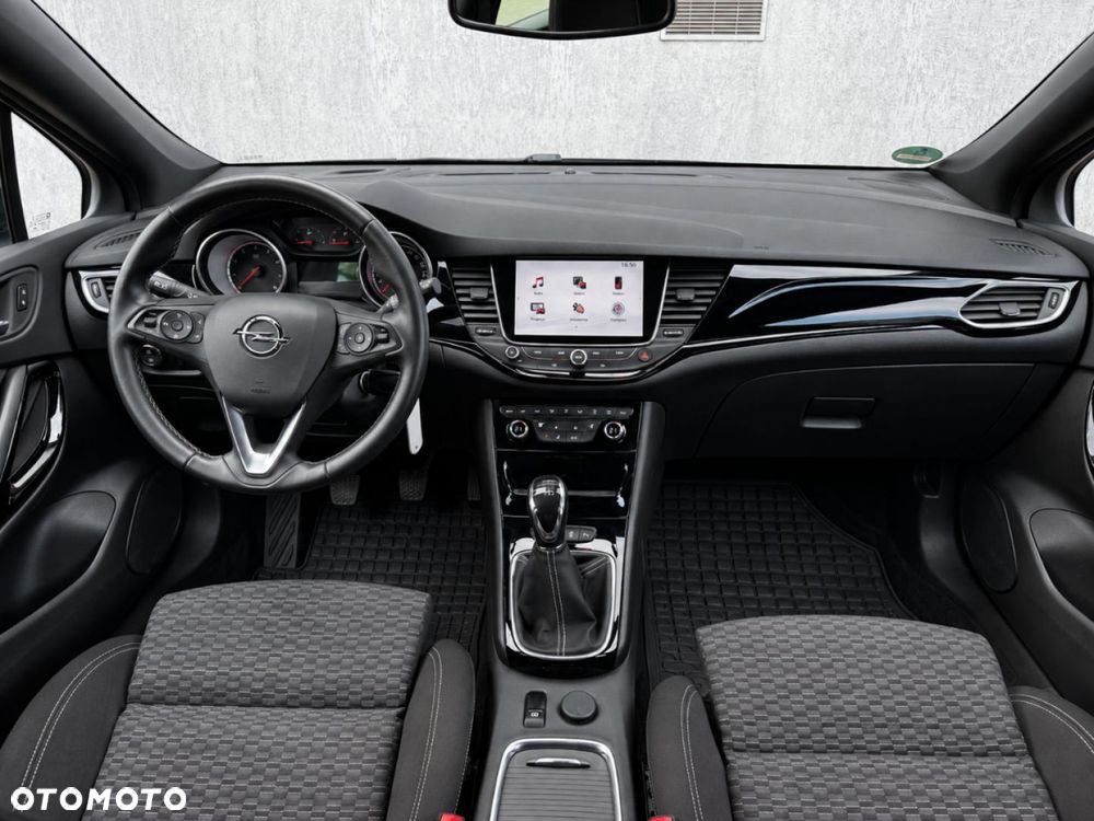 Opel Astra 1.4 T Dynamic - 6