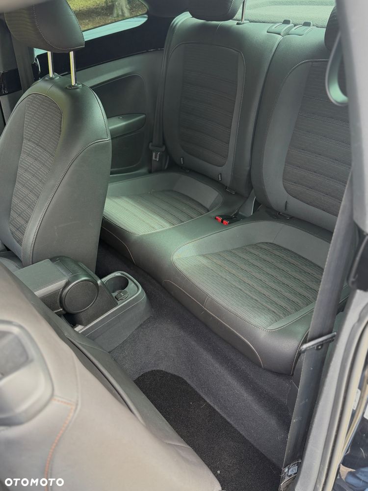 Volkswagen Beetle 2.0 TDI Design - 8