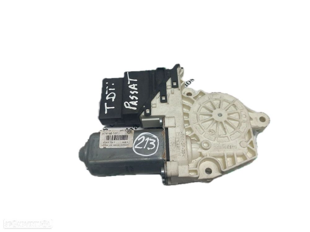 Motor Elevador Trás Direito Volkswagen Passat Variant (3C5) - 1