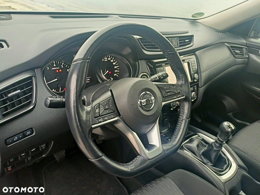 Nissan X-Trail 1.6 DIG-T Tekna 2WD 7os - 19