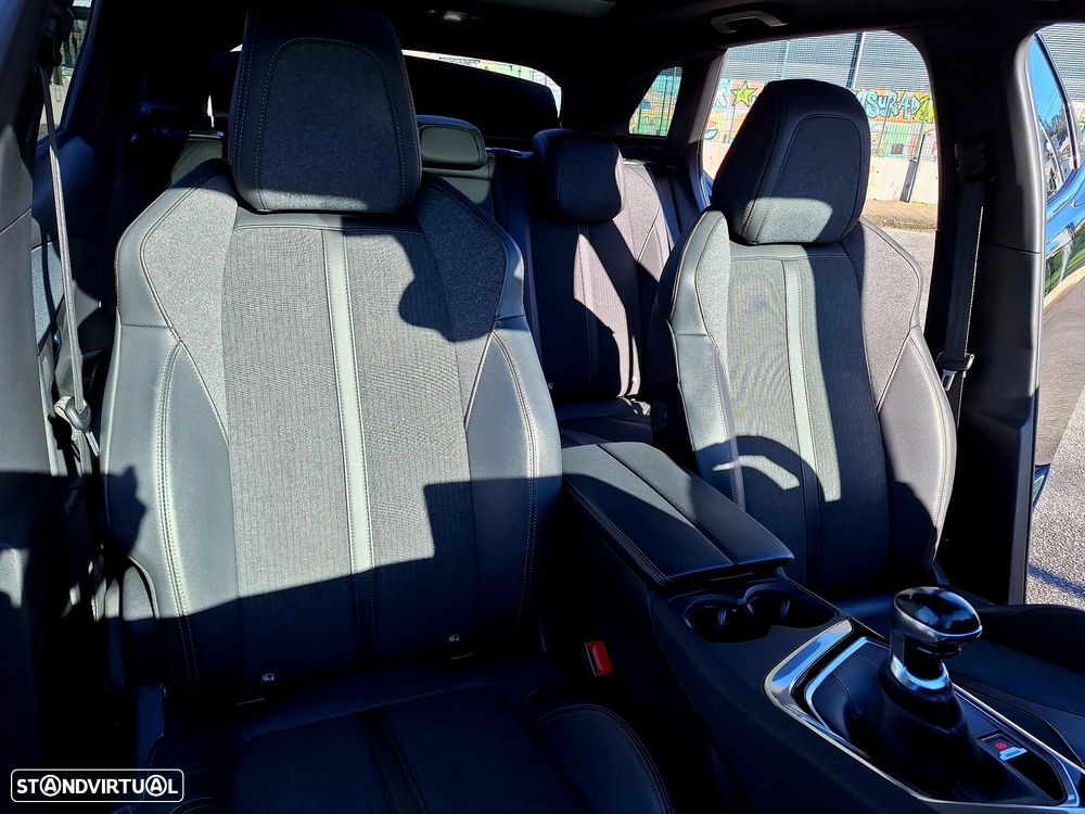 Peugeot 3008 1.2 PureTech GT Line - 28