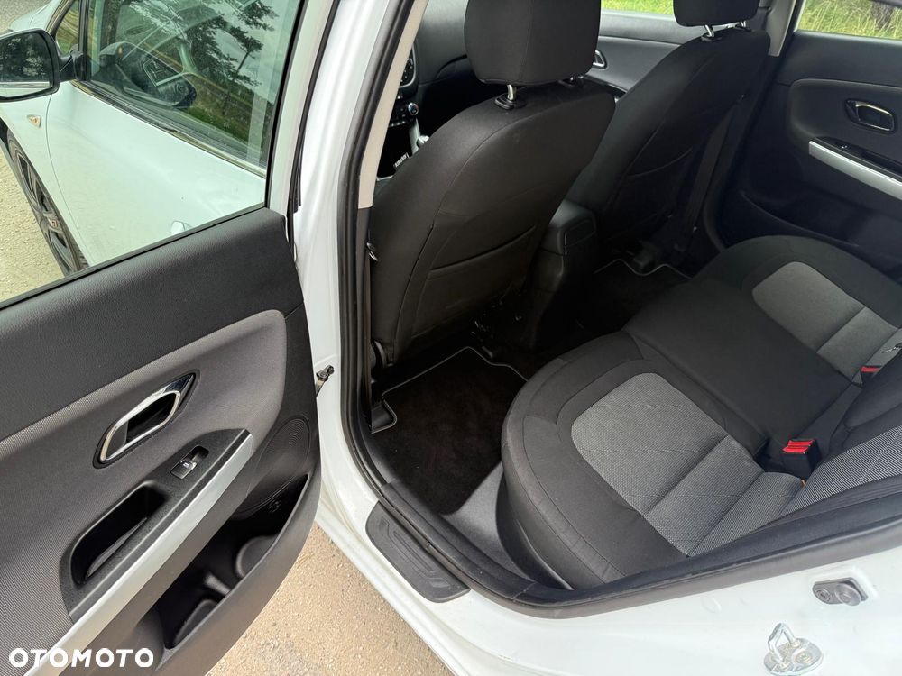 Kia Ceed 1.6 GDI ISG Spirit - 14