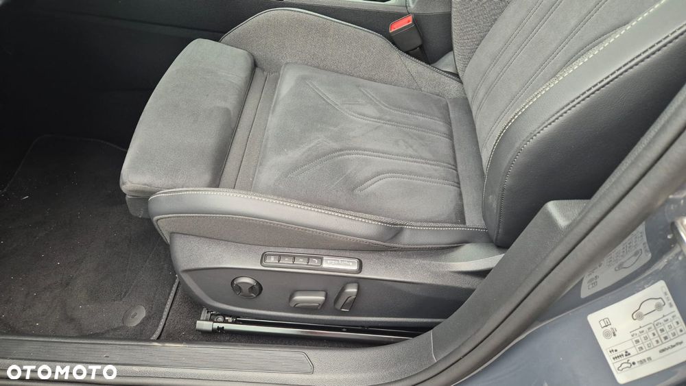 Volkswagen Golf - 13