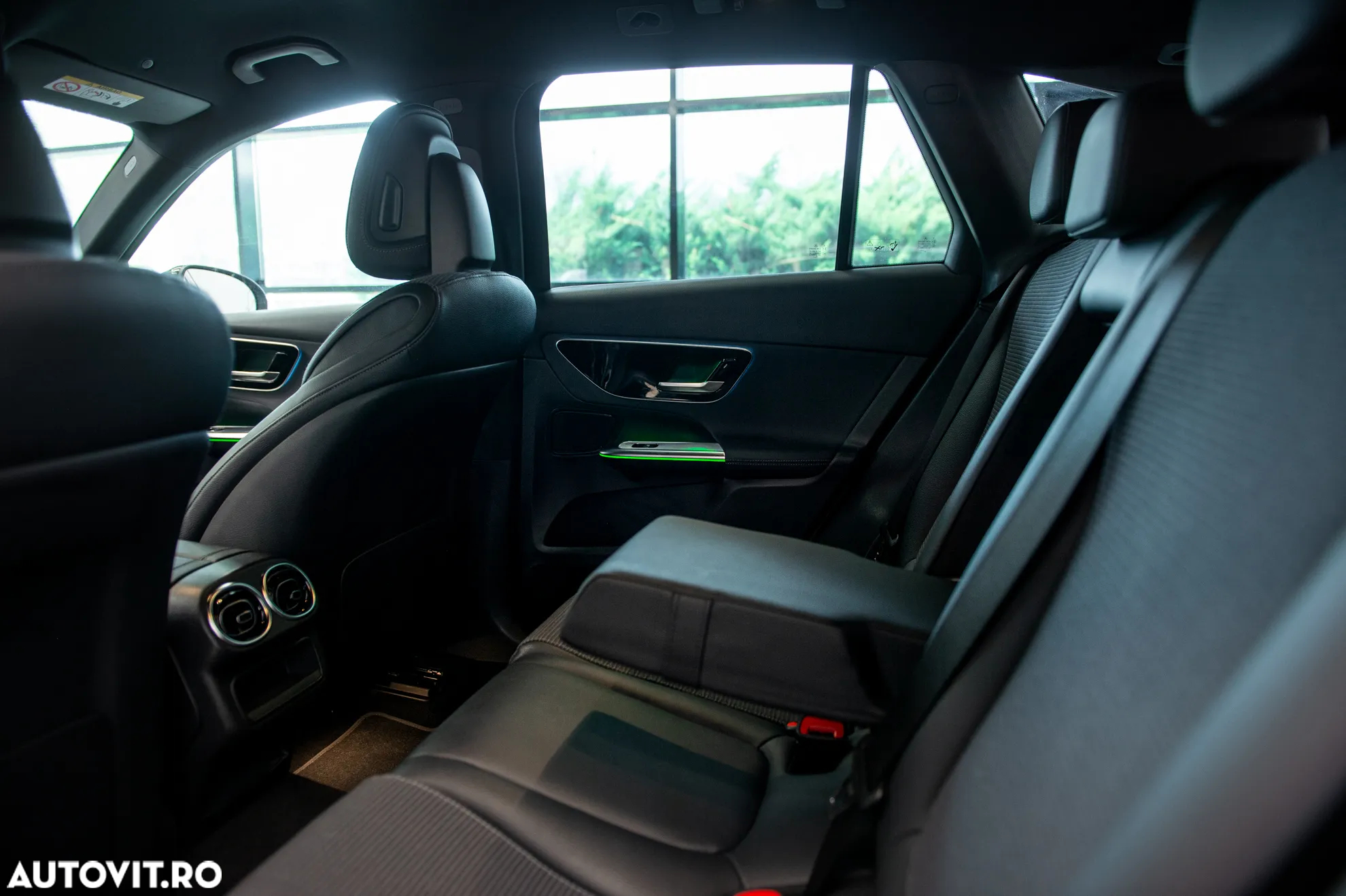 Mercedes-Benz GLC 200 4MATIC MHEV - 25