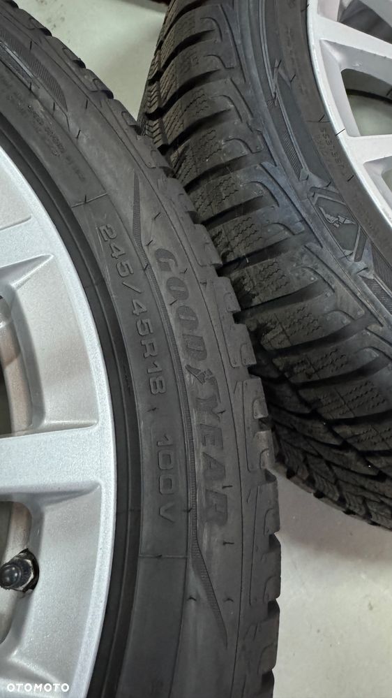 BMW Seria 5 520d Sport Line - 37