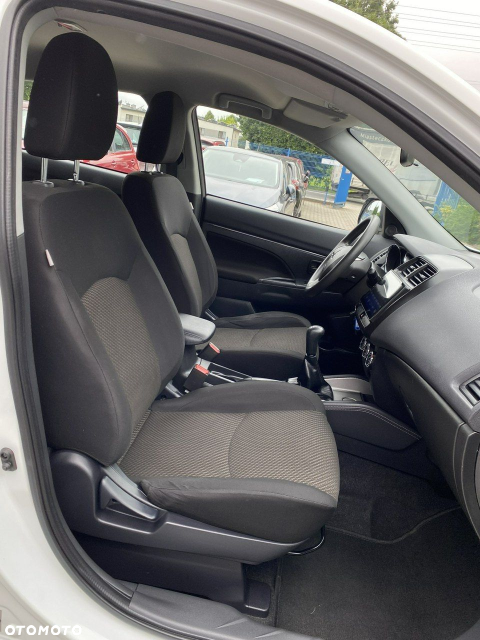 Mitsubishi ASX - 14