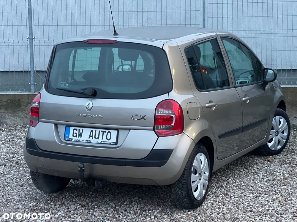 Renault Modus 1.2 16V Dynamique - 8