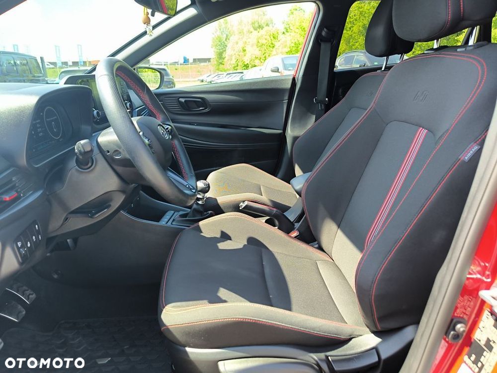 Hyundai i20 - 13