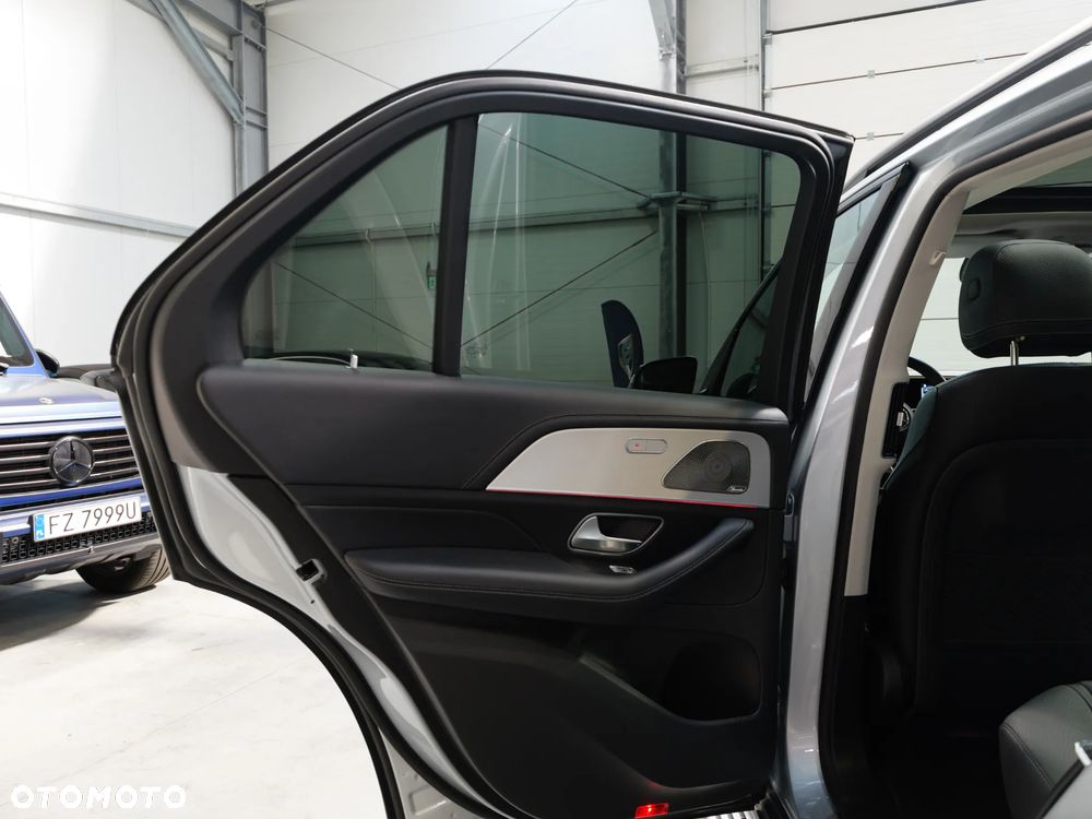Mercedes-Benz GLE - 36